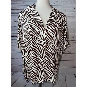 Rose and Olive Shirt NWT size Large button front Blouse Top Zebra Animal Print
